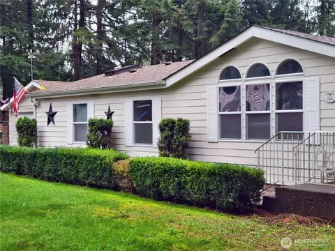 112 Topaz Ct, Winlock, WA 98596