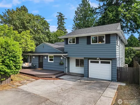 303 NW 117th St, Seattle, WA 98177