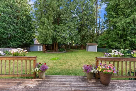 Exterior - 202 168th St SE, Bothell, WA 98012 photo 7 of 10