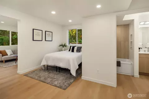 Bedroom - 22029 49th Ave SE, Bothell, WA 98021 photo 4 of 4