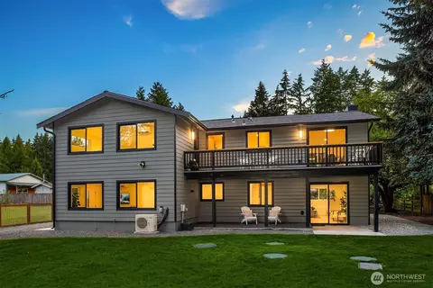 Exterior - 22029 49th Ave SE, Bothell, WA 98021 photo 4 of 6