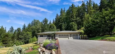 1560 Rocky Rd, Bellingham, WA 98226