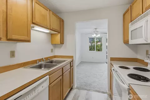 Kitchen - 335 Heather Rd #202, Everett, WA 98203 photo 2 of 2