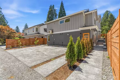10704 Linden Ave N, Seattle, WA 98133