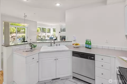 Kitchen - 420 228th St SW #B 102, Bothell, WA 98021 photo 2 of 3