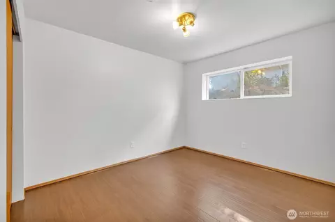 Bedroom - 1133 E Hemlock St, Kent, WA 98030 photo 4 of 7