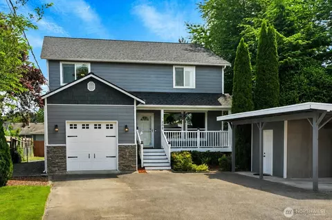 208 5th St, Sultan, WA 98294