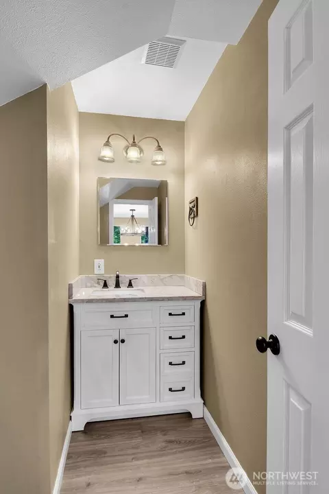 Bath - 208 5th St, Sultan, WA 98294 photo 1 of 4
