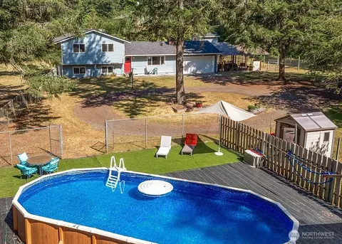 3917 240th St E, Spanaway, WA 98387