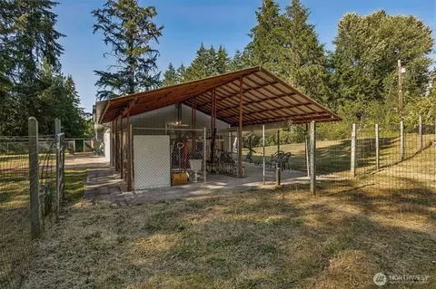 Exterior - 3917 240th St E, Spanaway, WA 98387 photo 8 of 21