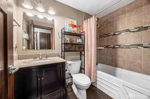 Bath - 3917 240th St E, Spanaway, WA 98387 photo 1 of 1