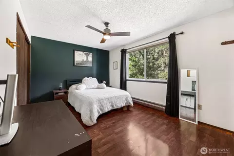 Bedroom - 3917 240th St E, Spanaway, WA 98387 photo 3 of 6