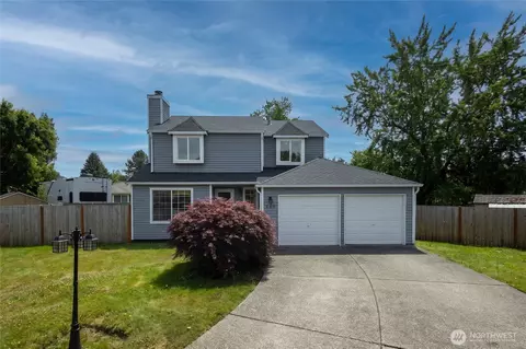 Exterior - 908 Baysinger Pl, Enumclaw, WA 98022 photo 2 of 5