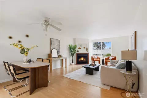 9398 Redmond-woodinville Rd NE #E131, Redmond, WA 98052