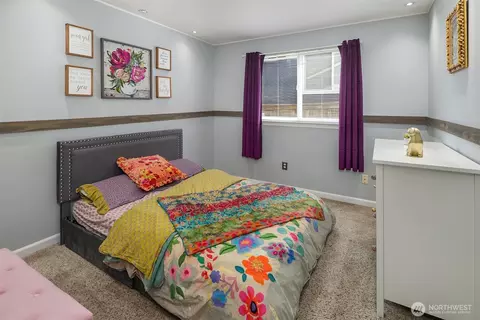 Bedroom - 5814 12th Ave W, Everett, WA 98203 photo 4 of 4