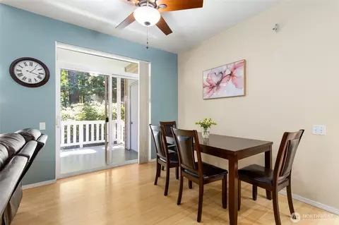 Dining - 424 228th St SW #H101, Bothell, WA 98021 photo 1 of 1
