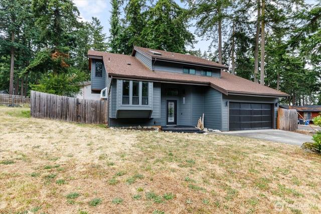 210 NW Calista Ct, Oak Harbor, WA 98277