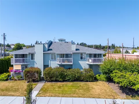3120 R Ave #3, Anacortes, WA 98221