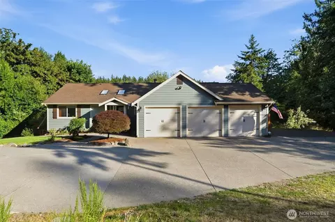 6317 Crescent Beach Rd NW, Vaughn, WA 98394
