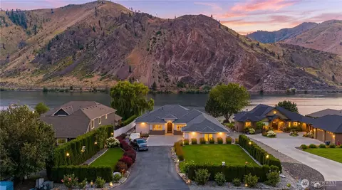 19 Chapman Ln, Orondo, WA 98843