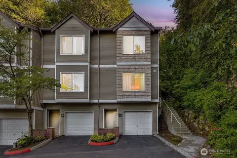 18505 SE Newport Way #F131, Issaquah, WA 98027