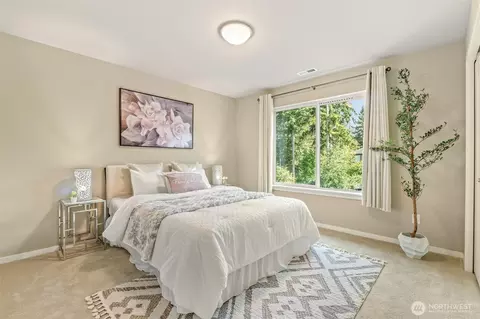Bedroom - 17021 38th Ave SE, Bothell, WA 98012 photo 3 of 5