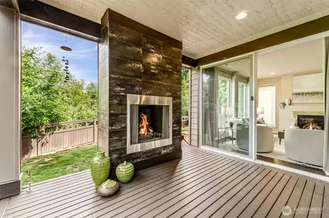 Exterior - 17021 38th Ave SE, Bothell, WA 98012 photo 4 of 9