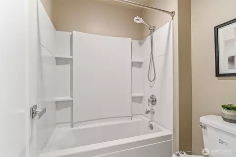 Bath - 17021 38th Ave SE, Bothell, WA 98012 photo 5 of 5