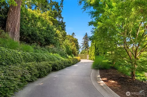 62526 Re Undisclosed, Seattle, WA 98112