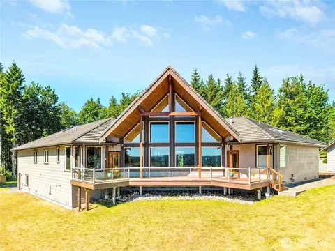 474 Blue Mountain Rd, Chimacum, WA 98325