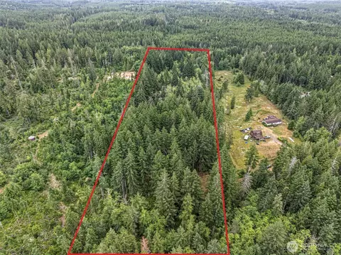 14845 W Harvest Ln, Seabeck, WA 98380