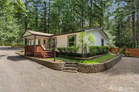 541 N Mt Jupiter Dr #WA9854, Hoodsport, WA 98548