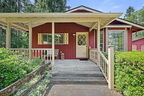24825 SE 248th St, Maple Valley, WA 98038