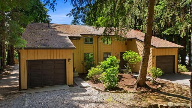 8111 58th Ave SE, Olympia, WA 98513