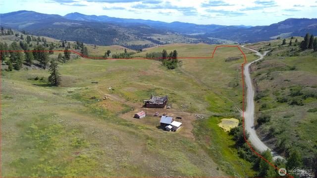 3 Garden Ln, Curlew, WA 99118