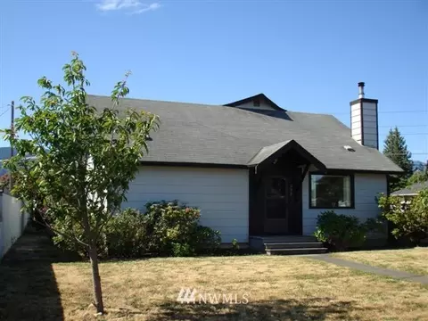 377 W Maple, Sequim, WA 98382 photo 1