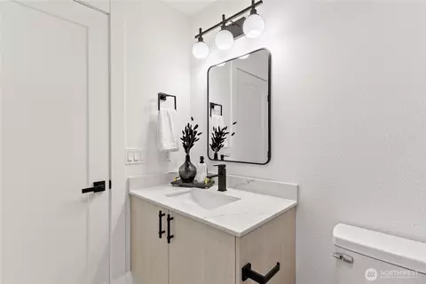 Bath - 603 Washington Ave SE, Orting, WA 98360 photo 2 of 5