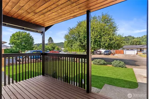 Exterior - 603 Washington Ave SE, Orting, WA 98360 photo 7 of 12