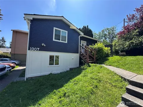 1007 22nd St, Bellingham, WA 98225