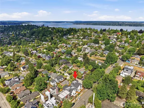 1401 29th Ave, Seattle, WA 98122