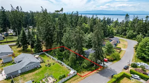 386 Smith St, Coupeville, WA 98239
