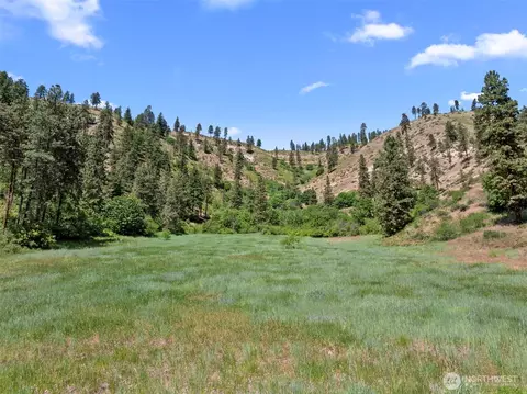 67 Karl Downs Ln, Cashmere, WA 98815