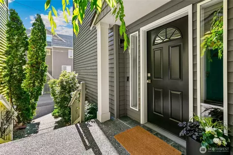 1426 18th Ave #A, Seattle, WA 98122