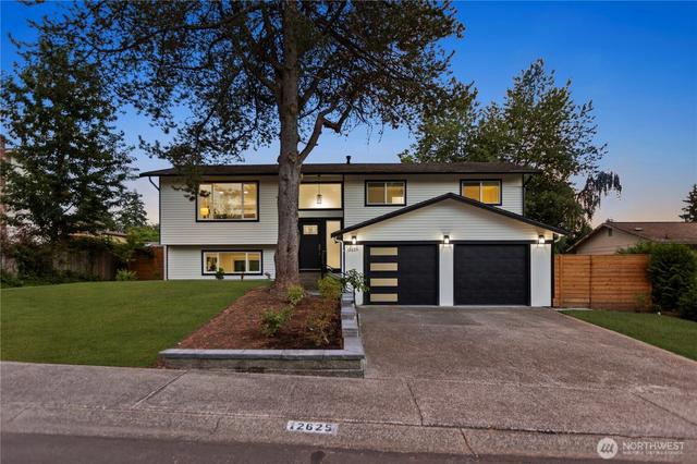 12625 NE 133rd Pl, Kirkland, WA 98034