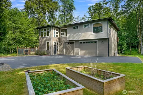 6241 Olson Rd, Ferndale, WA 98248
