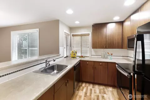 16101 Bothell Everett Hwy #D204, Mill Creek, WA 98012 photo 9