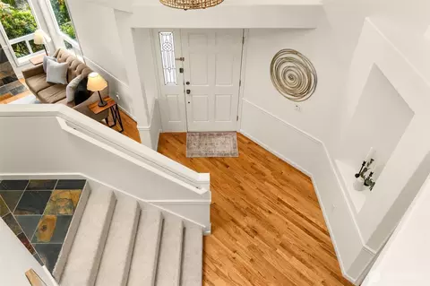 Entry Way - 1917 237th Pl SE, Bothell, WA 98021 photo 5 of 5
