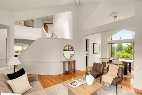 Living - 1917 237th Pl SE, Bothell, WA 98021 photo 4 of 5