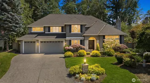 26555 SE 15th St, Sammamish, WA 98075