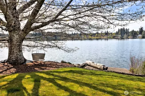 1860 E Island Lake Dr, Shelton, WA 98584